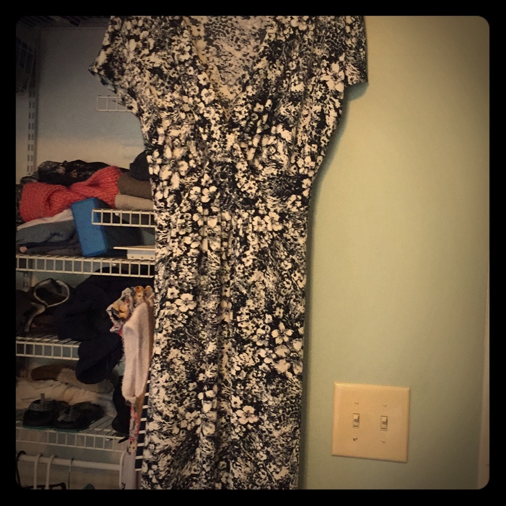 Ann Taylor Loft Wrap Dress, size M
